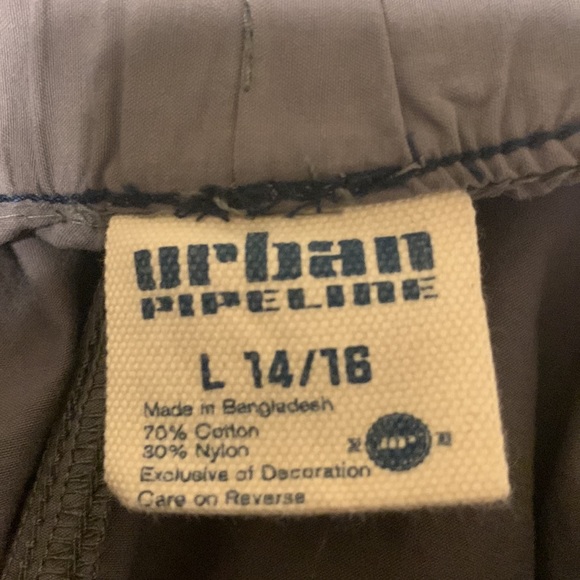 Kids Grey Urban Pipeline Cargo Multi-Purpose Shorts - Picture 3 of 5